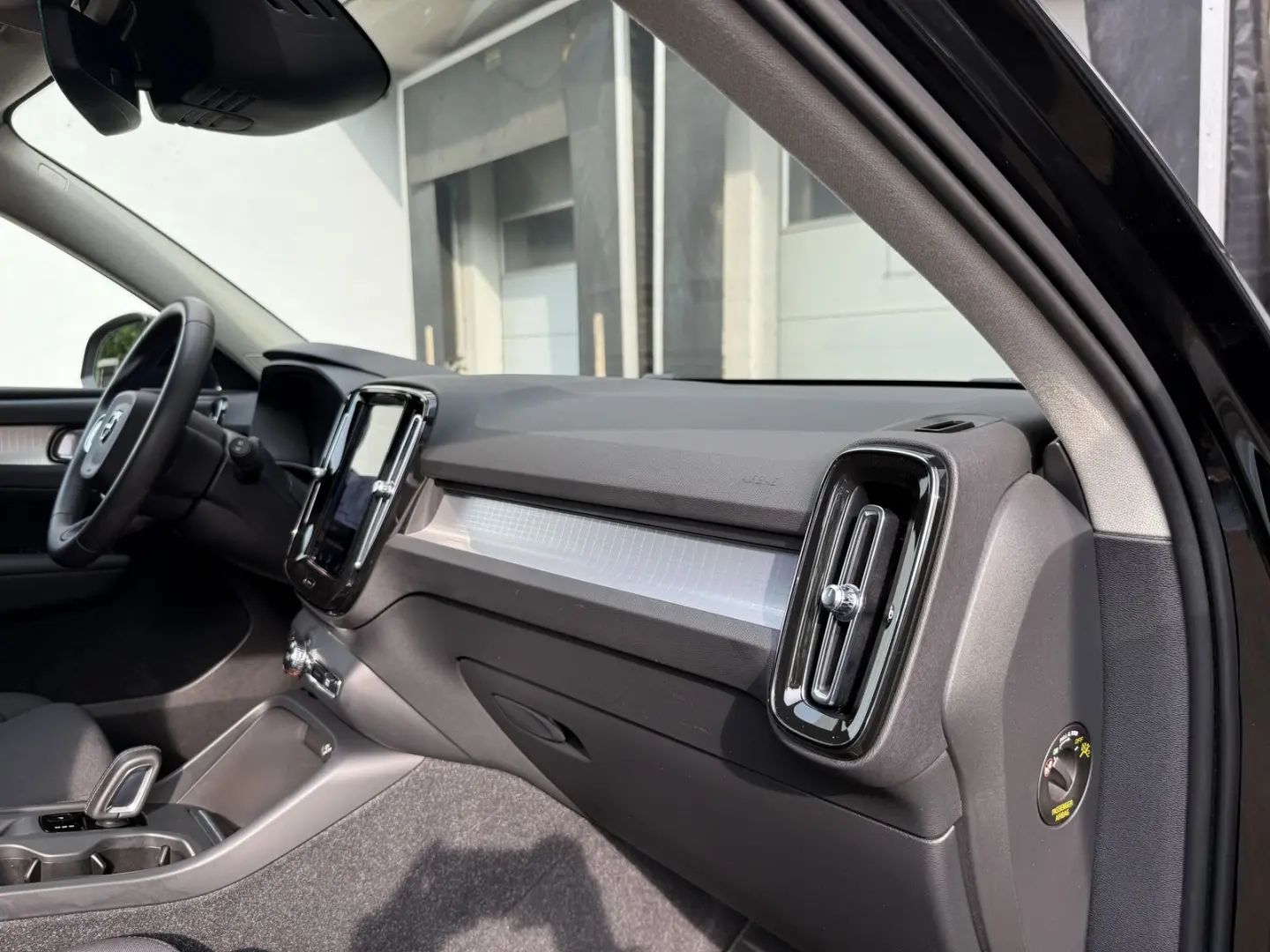 XC40 R Design Expression Recharge Plug-In Hybrid