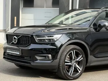 XC40 R Design Expression Recharge Plug-In Hybrid