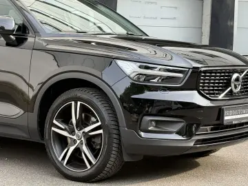 XC40 R Design Expression Recharge Plug-In Hybrid