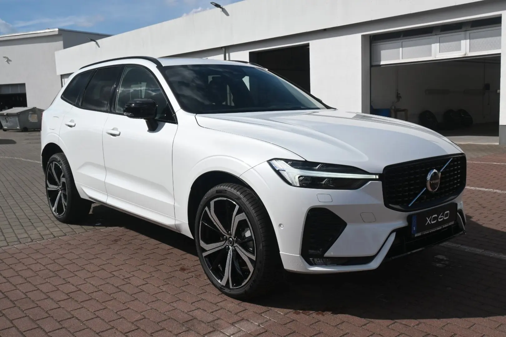 XC60 B4 D AWD Ultimate Dark STDHZG 360  LUFT ACC