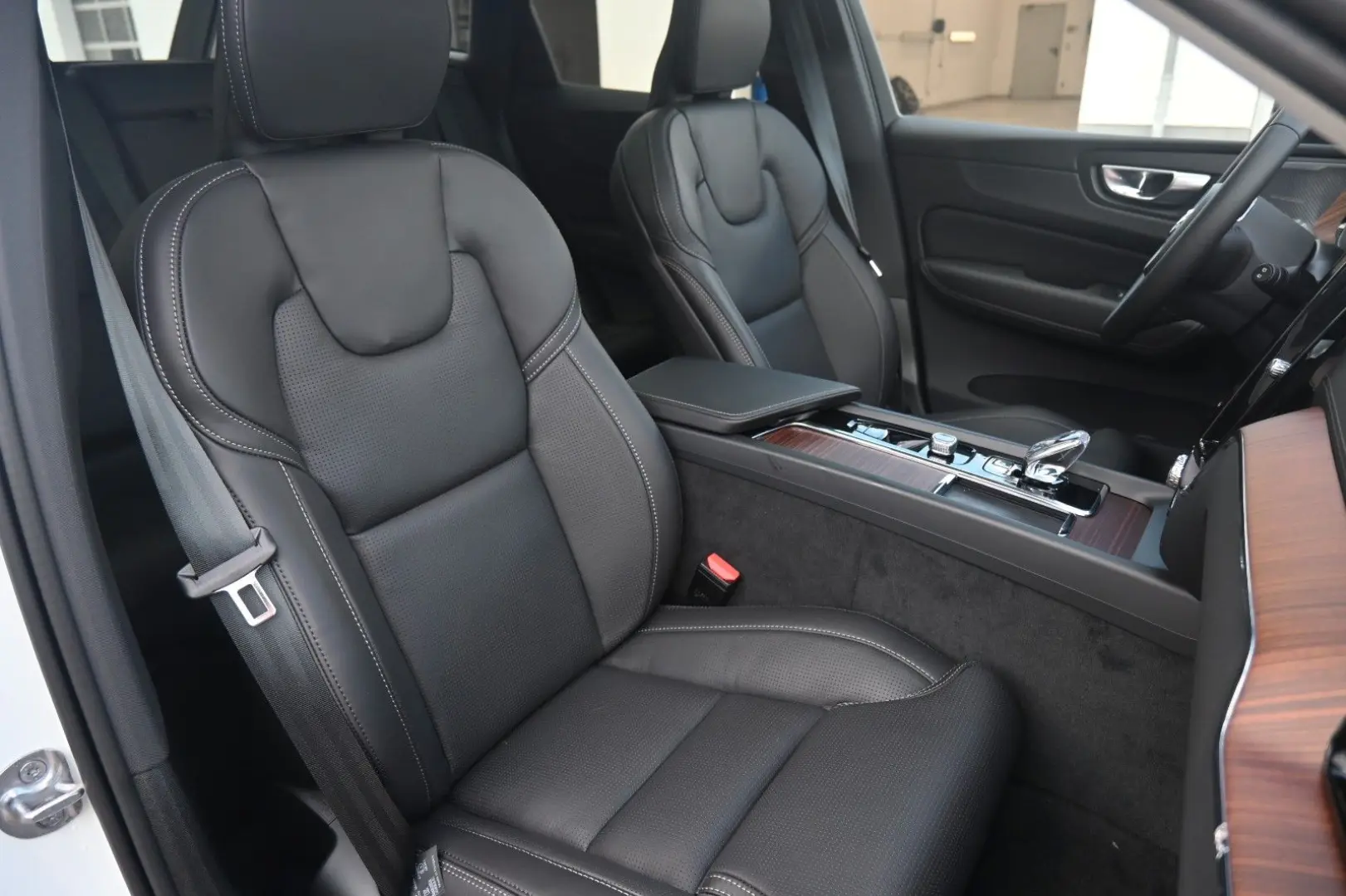 XC60 B4 D AWD Ultimate Dark STDHZG 360  LUFT ACC