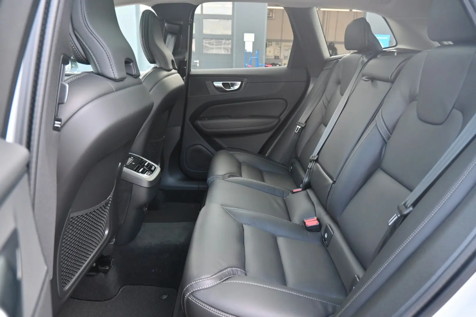 XC60 B4 D AWD Ultimate Dark STDHZG 360  LUFT ACC