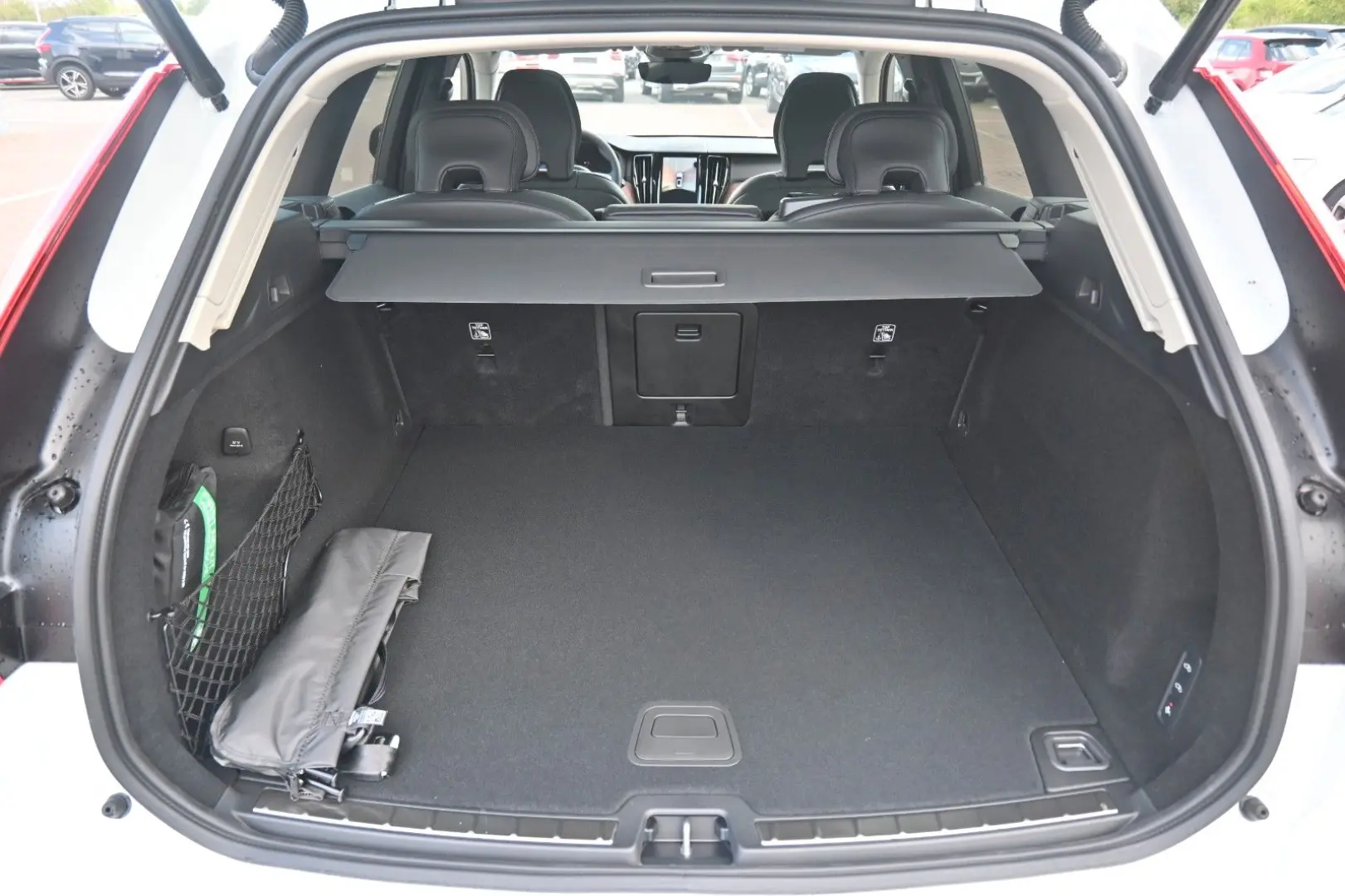 XC60 B4 D AWD Ultimate Dark STDHZG 360  LUFT ACC
