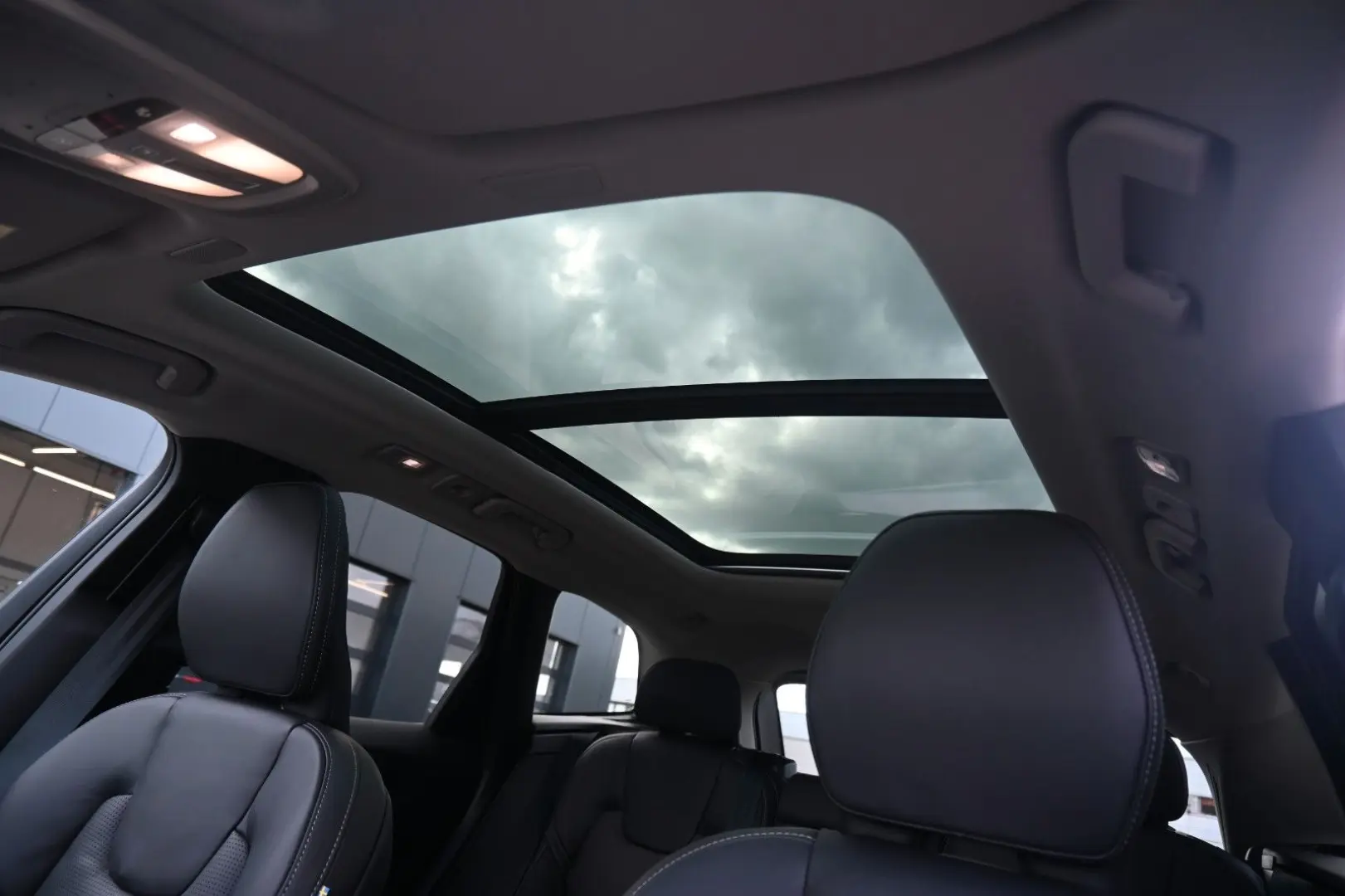 XC60 B4 D AWD Ultimate Dark STDHZG 360  LUFT ACC