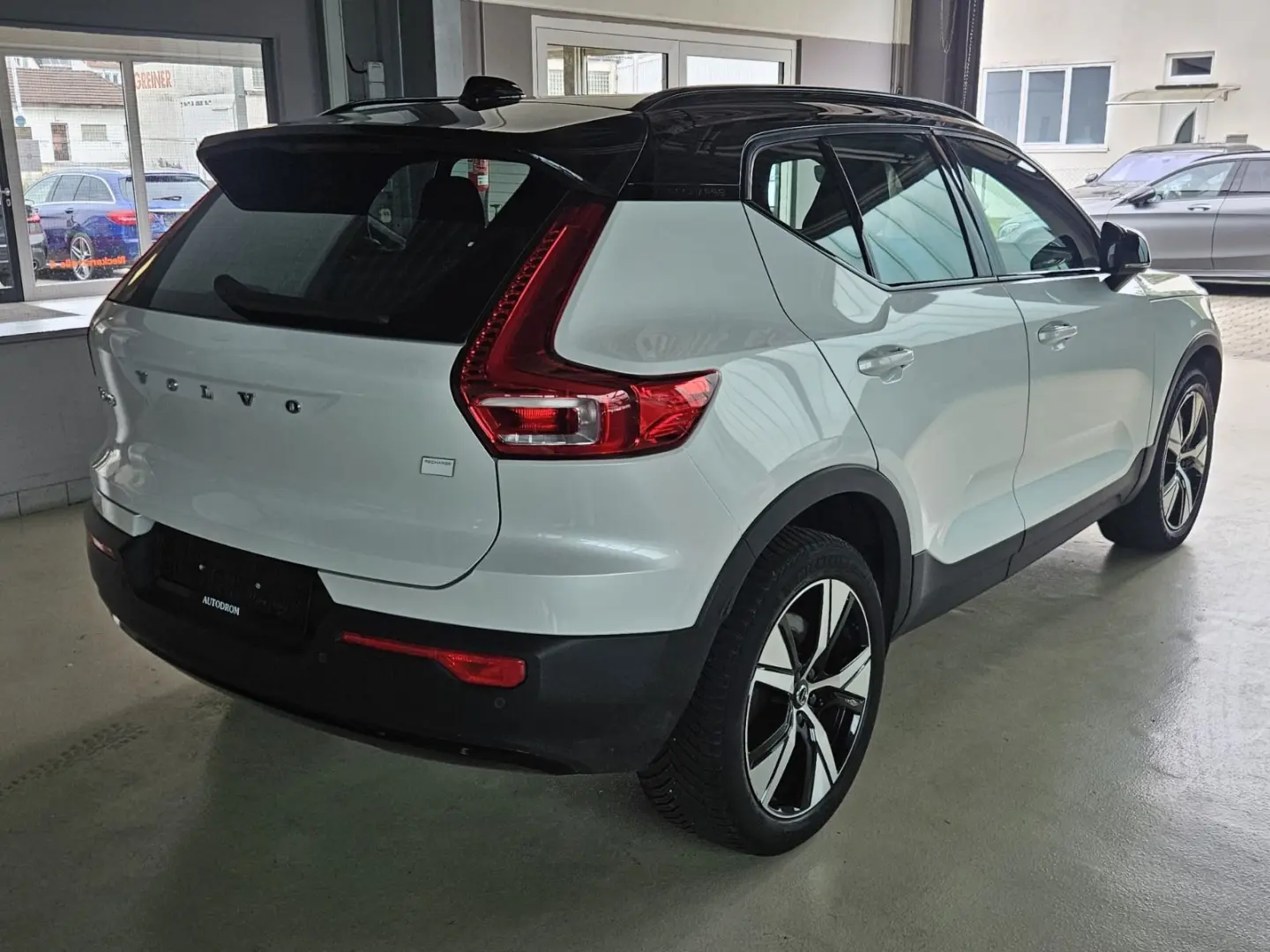 XC40 Plus Recharge Pure Electric 2WD  Standklima
