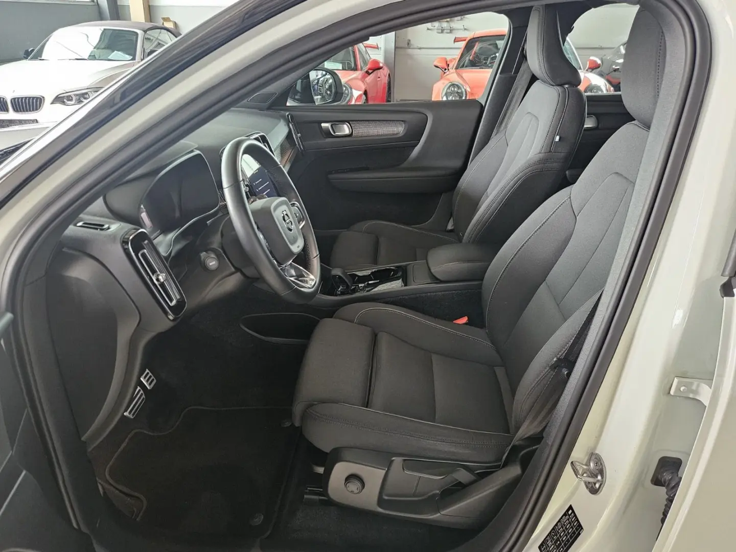 XC40 Plus Recharge Pure Electric 2WD  Standklima