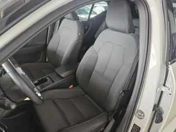 XC40 Plus Recharge Pure Electric 2WD  Standklima