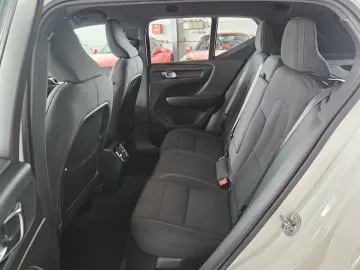 XC40 Plus Recharge Pure Electric 2WD  Standklima