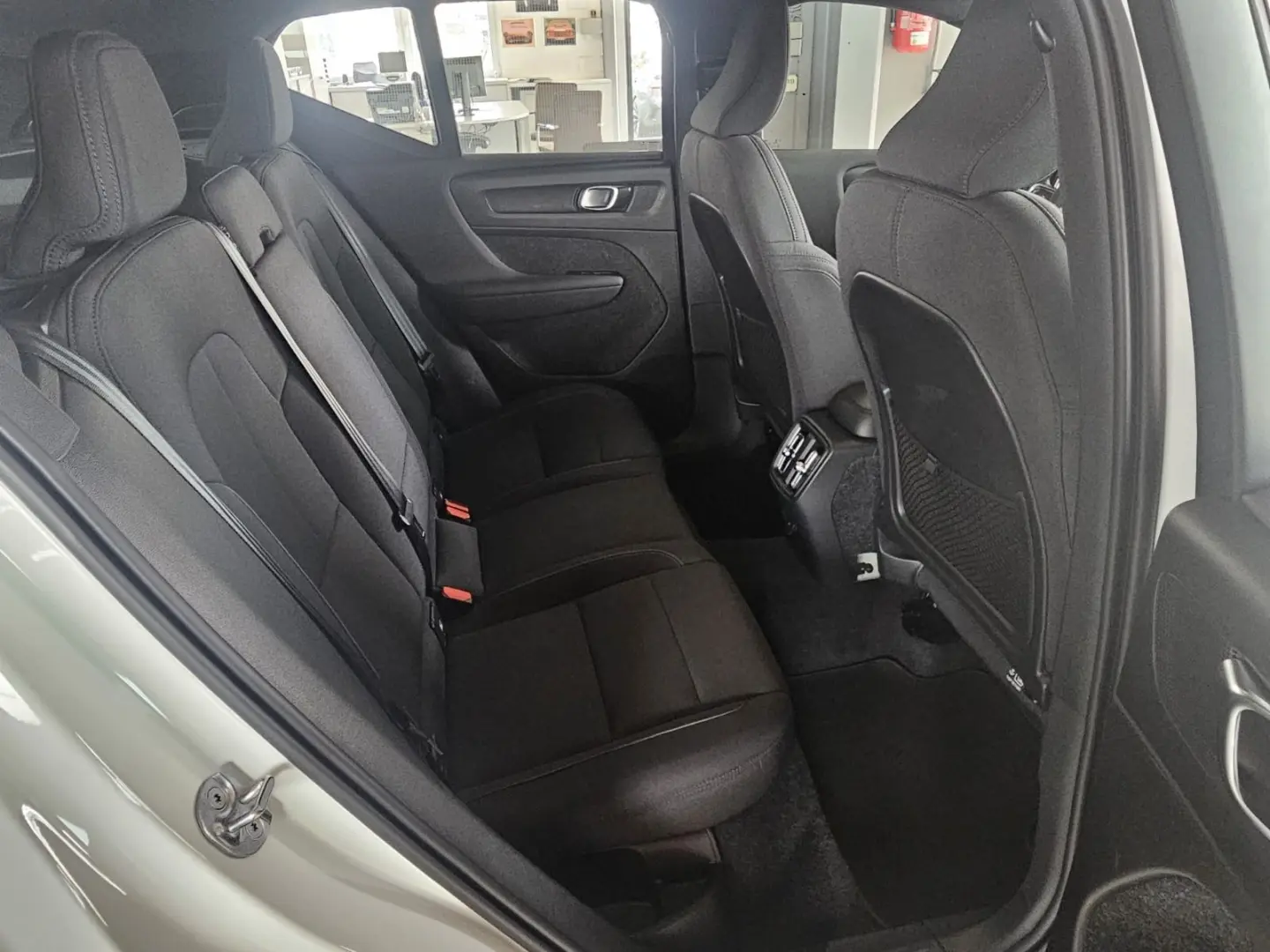 XC40 Plus Recharge Pure Electric 2WD  Standklima