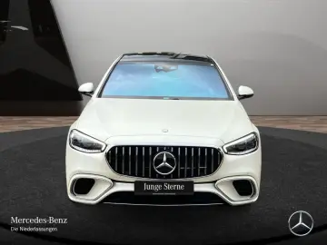 S 63 E Performance Pano ENERGIZING HuD FondEnter