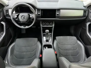 2.0TDi 4x4 Style & Exclusive Suedia NAVI eHK AHK