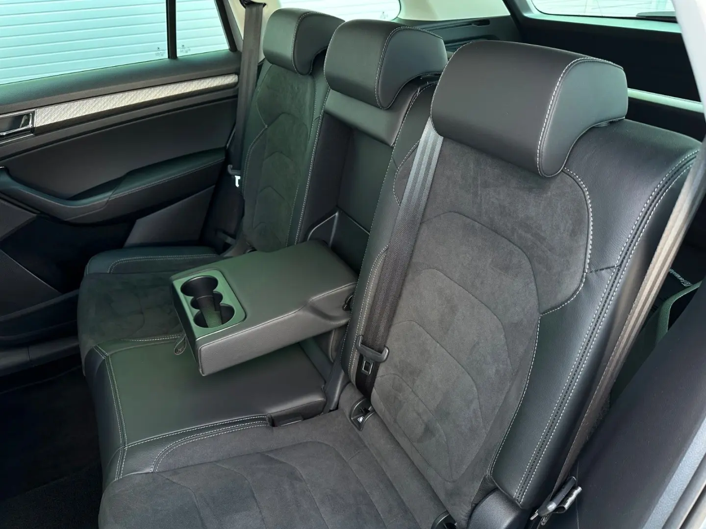 2.0TDi 4x4 Style & Exclusive Suedia NAVI eHK AHK