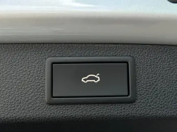 2.0TDi 4x4 Style & Exclusive Suedia NAVI eHK AHK