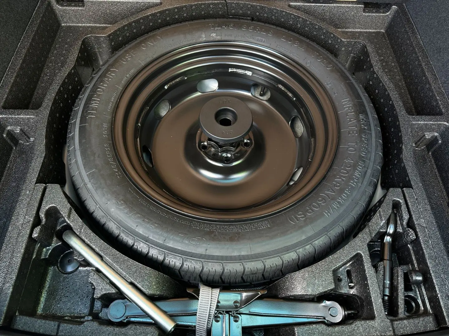 2.0TDi 4x4 Style & Exclusive Suedia NAVI eHK AHK