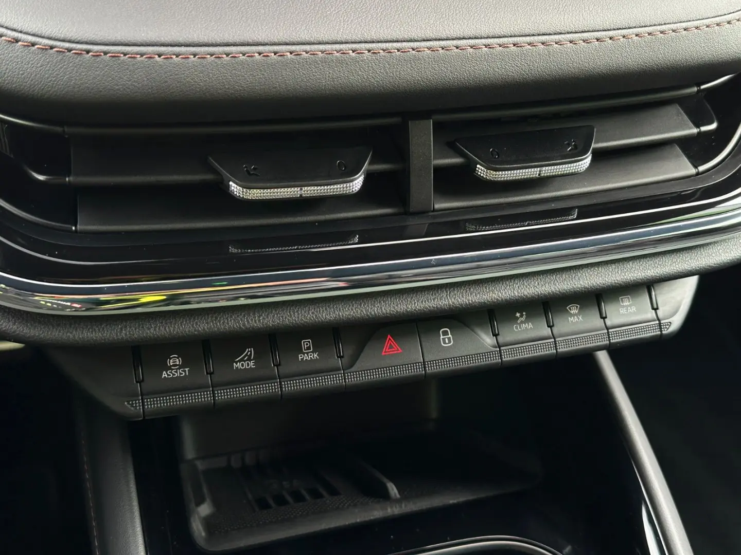 286PS 4x4 iV 85x L&K Leder Wär.Pum. DCC LM21