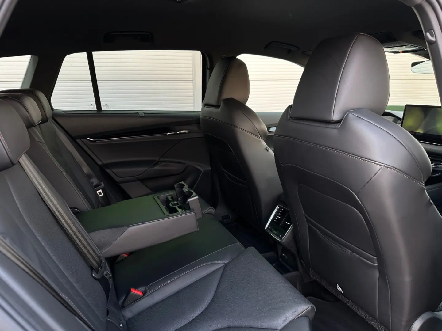 286PS 4x4 iV 85x L&K Leder Wär.Pum. DCC LM21