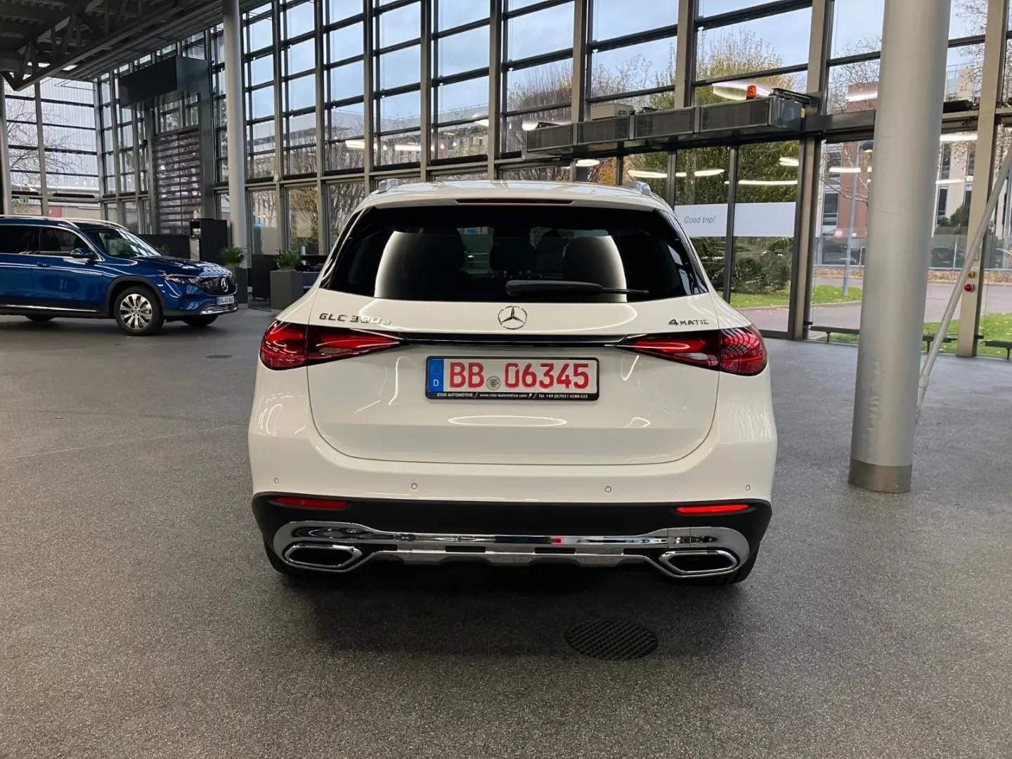 GLC 300 e 4Matic PANORAMA+MBUX+KAMERA