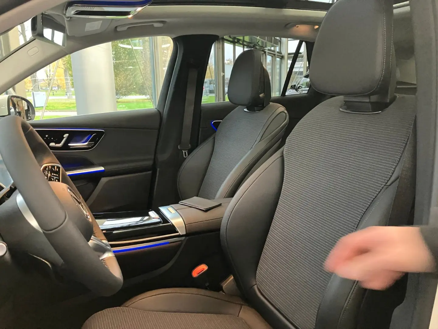 GLC 300 e 4Matic PANORAMA+MBUX+KAMERA