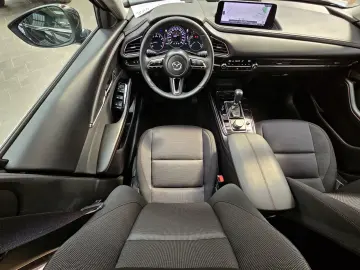 CX-30 2,5 MHEV Homura