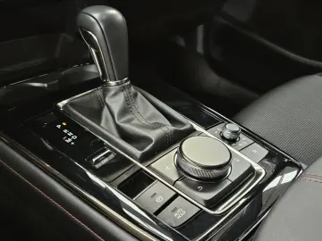 CX-30 2,5 MHEV Homura