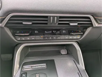 CX-60 Homura PHEV