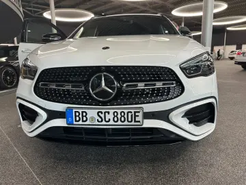 GLA 250 e AMG Line Edition KAMERA+LED+CARPLAY