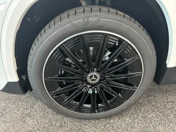 GLA 250 e AMG Line Edition KAMERA+LED+CARPLAY