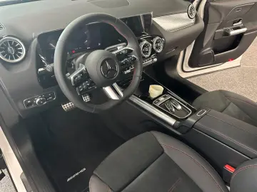 GLA 250 e AMG Line Edition KAMERA+LED+CARPLAY