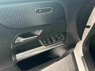 GLA 250 e AMG Line Edition KAMERA+LED+CARPLAY
