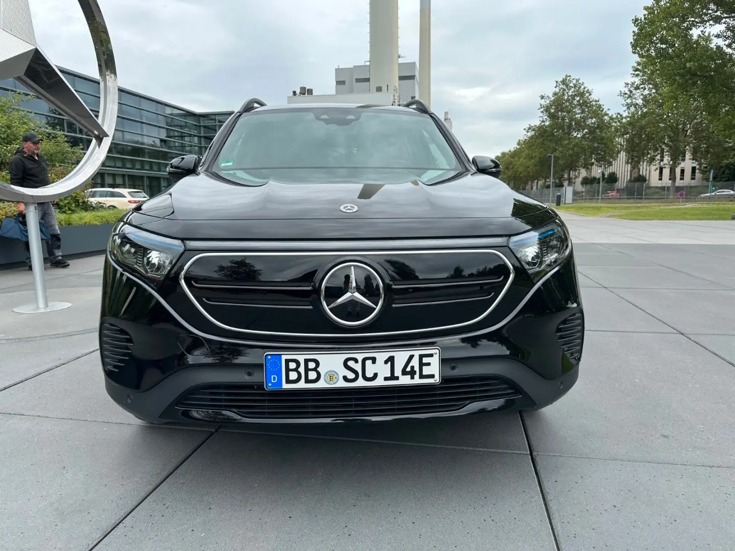EQB 250 KAMERA+MBUX+CARPLAY