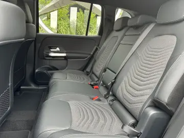 EQB 250 KAMERA+MBUX+CARPLAY