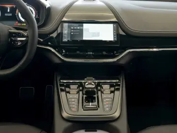 Aston Martin DBX707 MY 2025