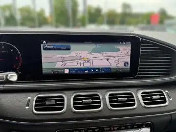 GLE 300 d 4M MULTIBEAM+20''+CARPLAY+KAMERA+WIDE+