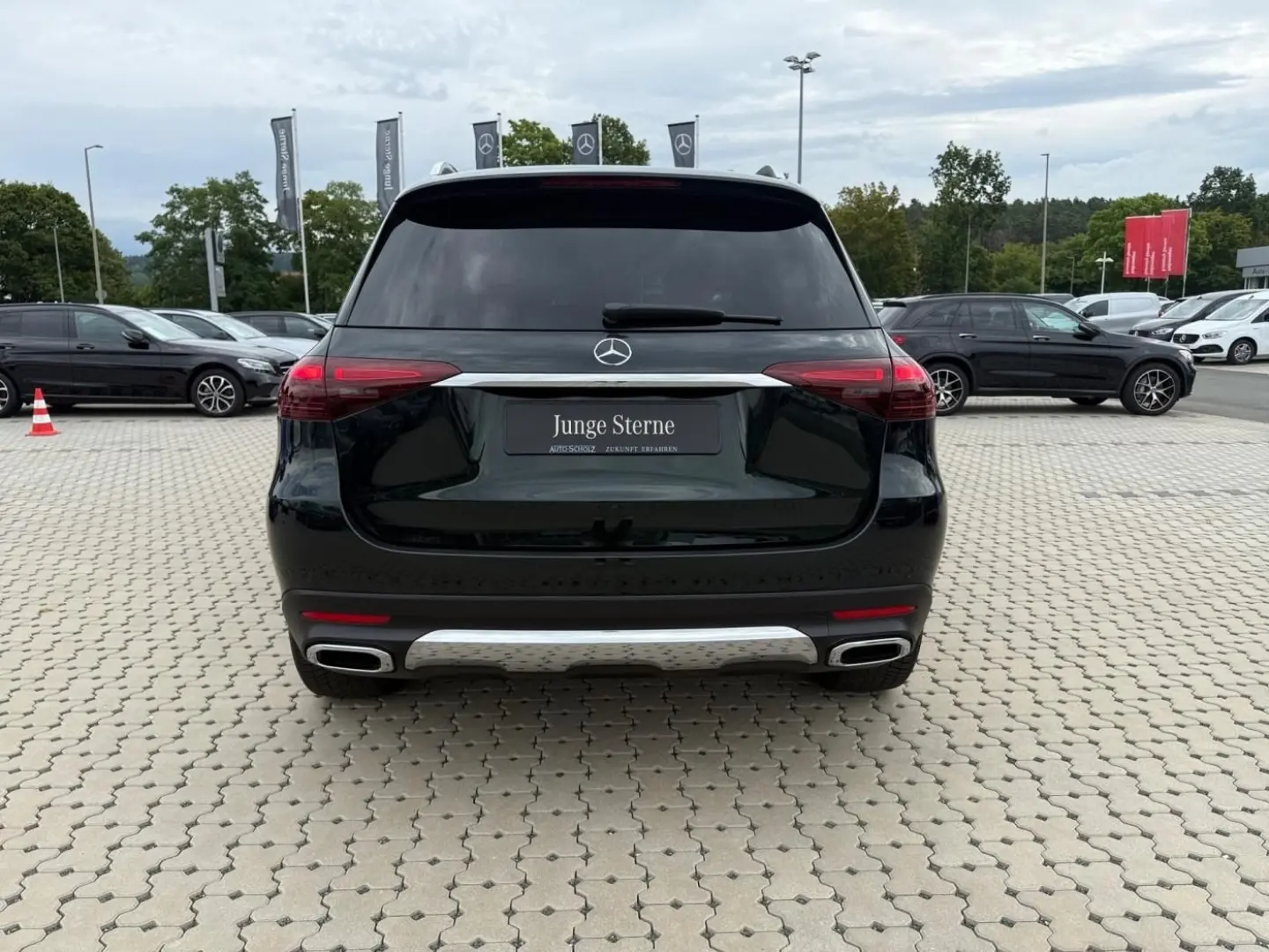 GLE 300 d 4M MULTIBEAM+20''+CARPLAY+KAMERA+WIDE+