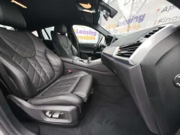 BMW X6 xDrive30d AT MHEV