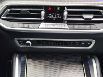 BMW X6 xDrive30d AT MHEV