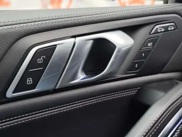 BMW X6 xDrive30d AT MHEV