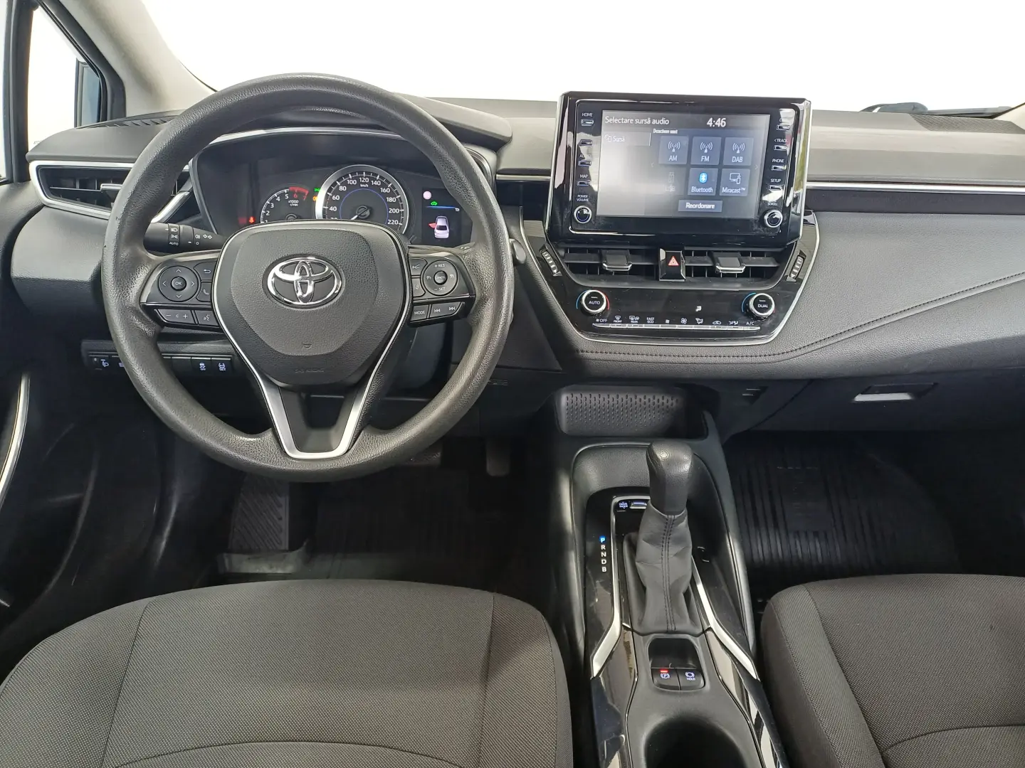 Toyota Corolla 1,8 Hybrid Lounge
