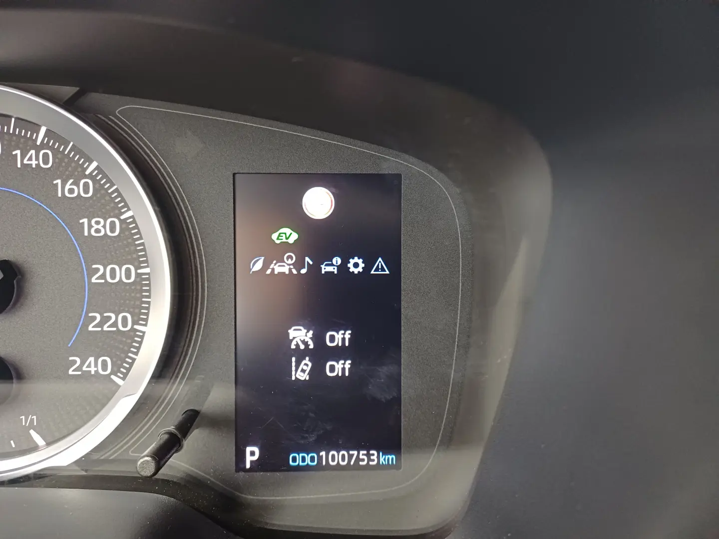 Toyota Corolla 1,8 Hybrid Lounge