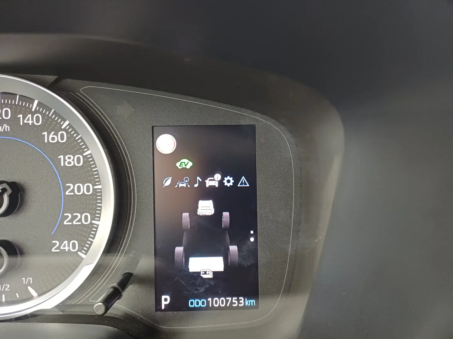 Toyota Corolla 1,8 Hybrid Lounge