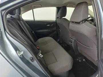 Toyota Corolla 1,8 Hybrid Lounge