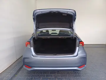 Toyota Corolla 1,8 Hybrid Lounge