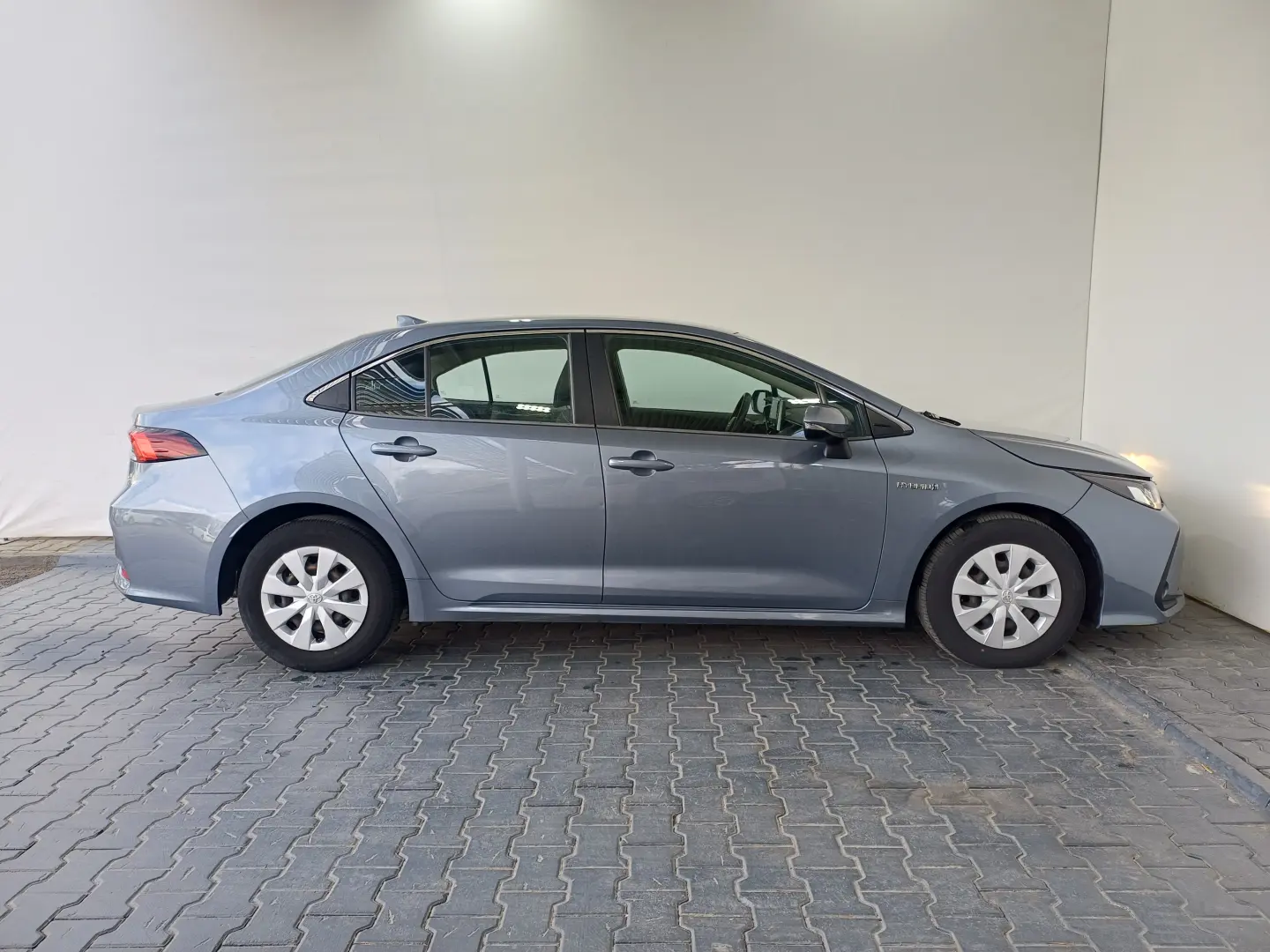 Toyota Corolla 1,8 Hybrid Lounge