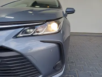 Toyota Corolla 1,8 Hybrid Lounge