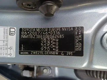 Toyota Corolla 1,8 Hybrid Lounge