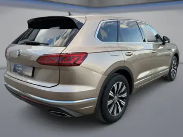 VW Touareg Atmosphere 3.0 TDI 286 CP – Automată, 2019