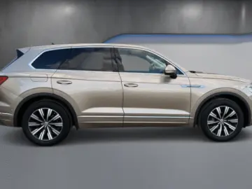 VW Touareg Atmosphere 3.0 TDI 286 CP – Automată, 2019