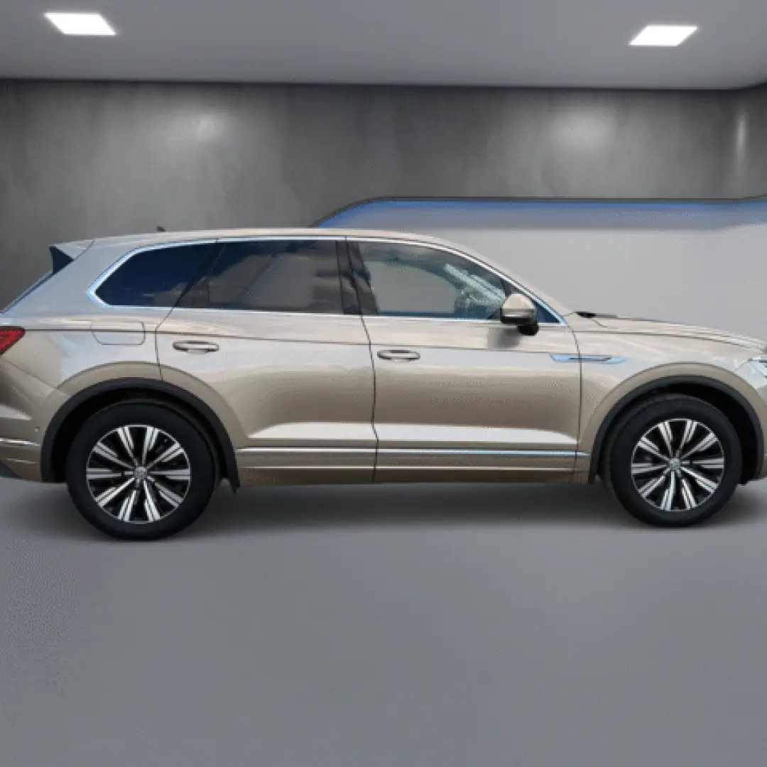 VW Touareg Atmosphere 3.0 TDI 286 CP – Automată, 2019