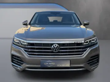 VW Touareg Atmosphere 3.0 TDI 286 CP – Automată, 2019