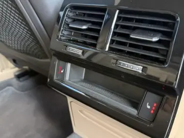 VW Touareg Atmosphere 3.0 TDI 286 CP – Automată, 2019
